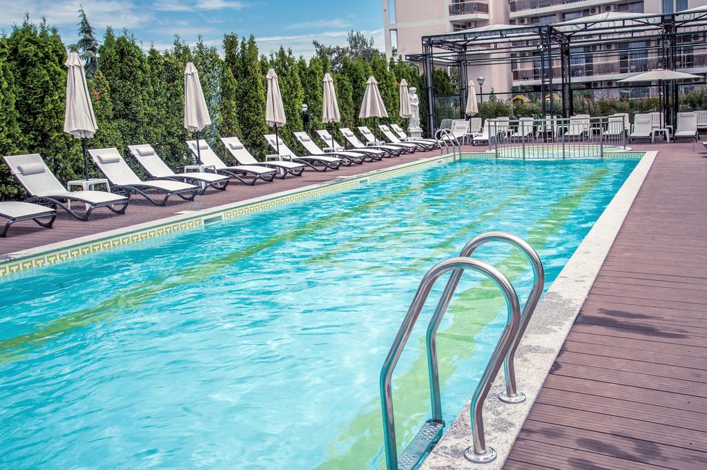 Rome Palace Deluxe Aparthotel