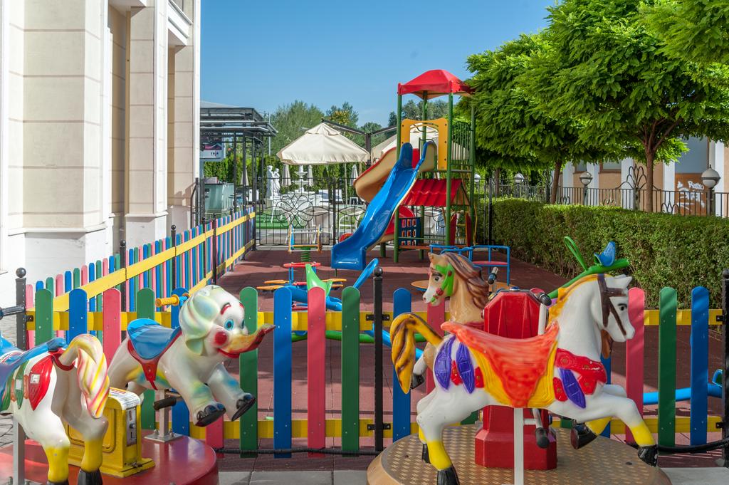 Rome Palace Deluxe Aparthotel