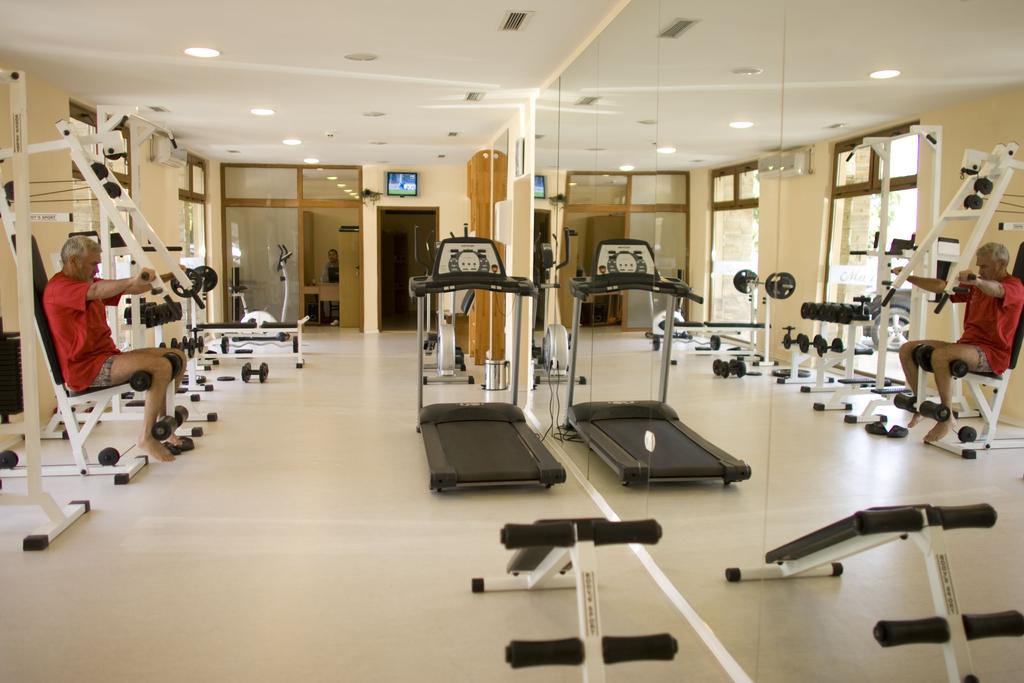 APART HOTEL MARTINEZ 4*