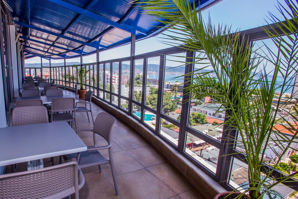 Smartline Meridian Hotel(former Meridian)