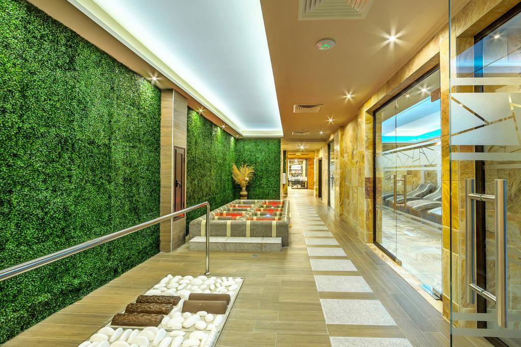 HOTEL INFINITY & SPA PARK