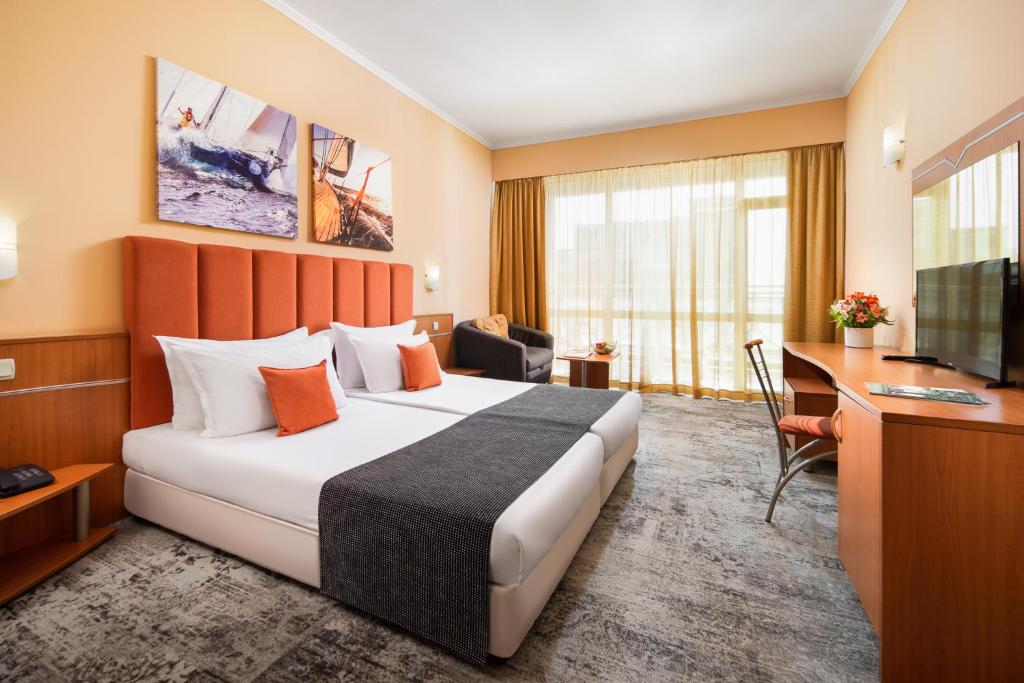 Alba 4*    Sunny beach