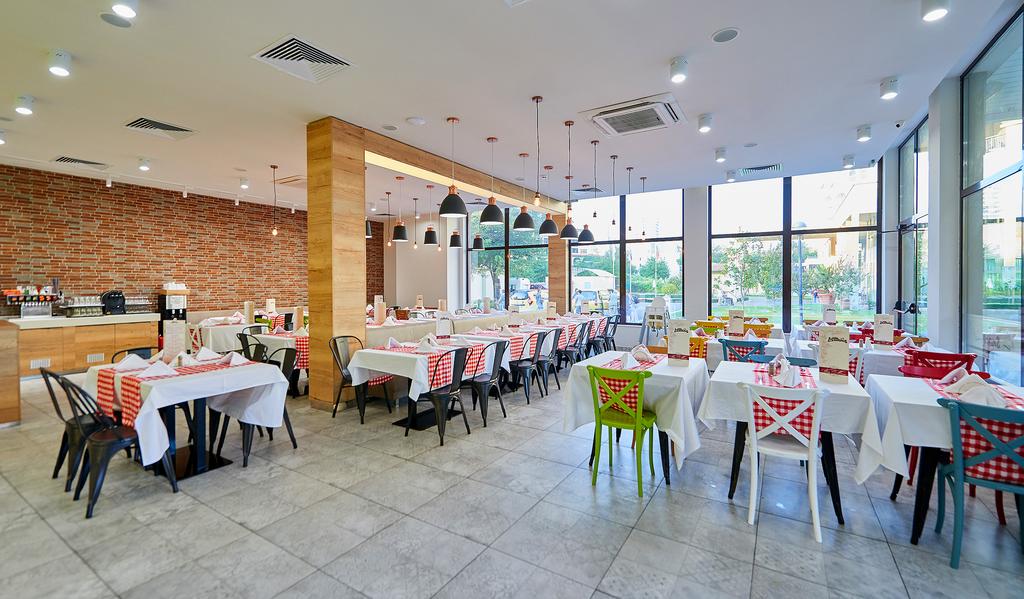 Laguna Park & Aqua Club 4*