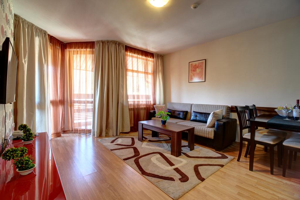 Redenka Holiday Club