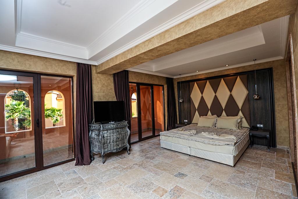 Royal Casa Villas & Aqua Park