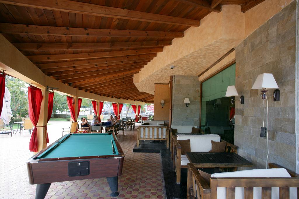 Golden Dreams Apart Sunny beach