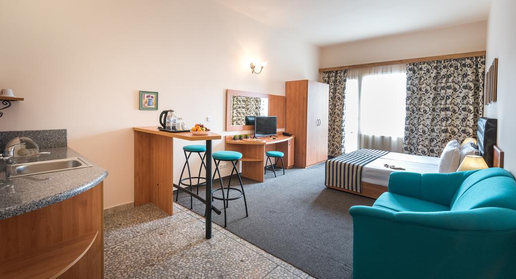 Lotus 3* Sunny beach