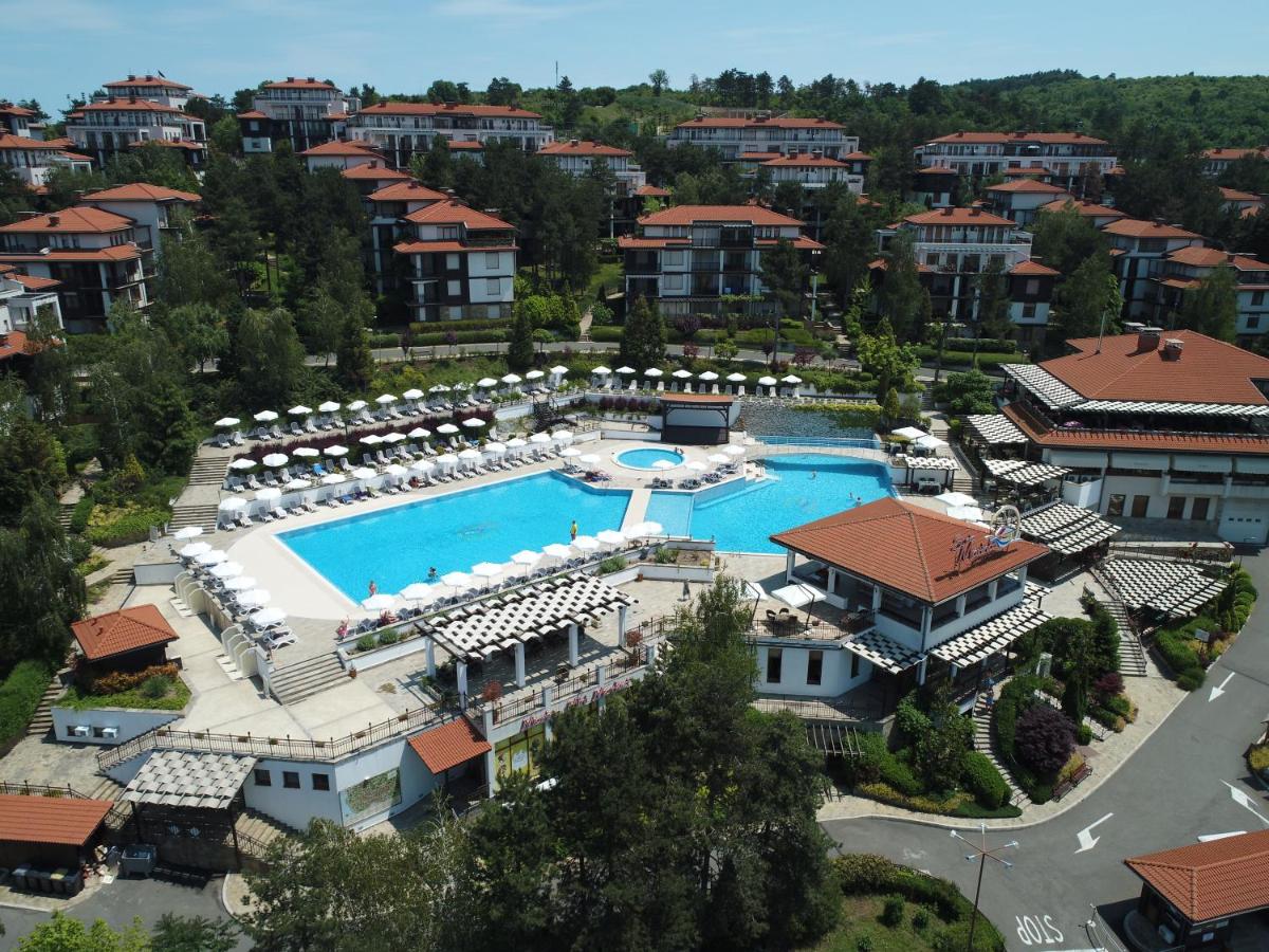 SANTA MARINA VIP HOLIDAY VILLAGE 4*