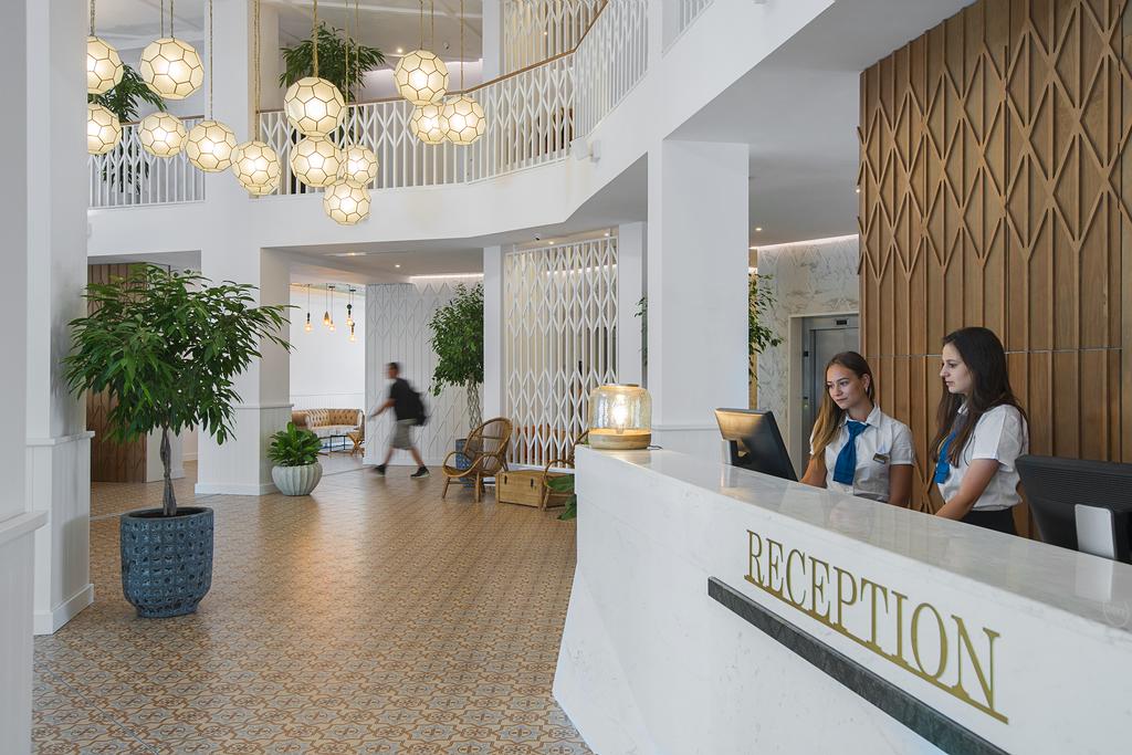 Sunrise Blue Magic Resort