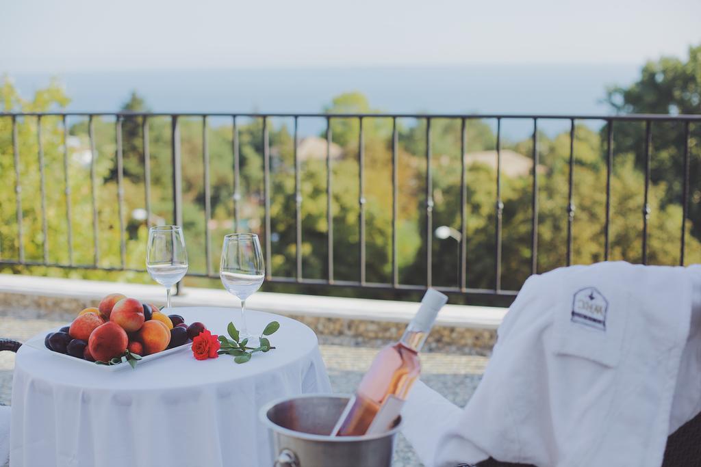 White Rock Castle AH