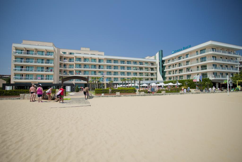 DIT Evrika Beach Club Hotel