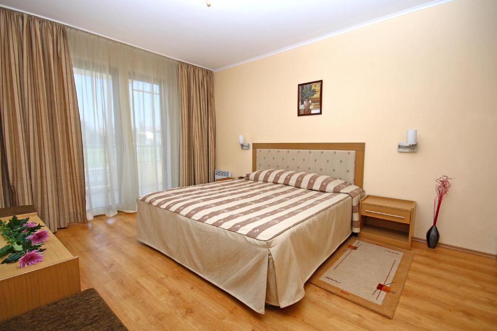 APART HOTEL MARTINEZ 4*