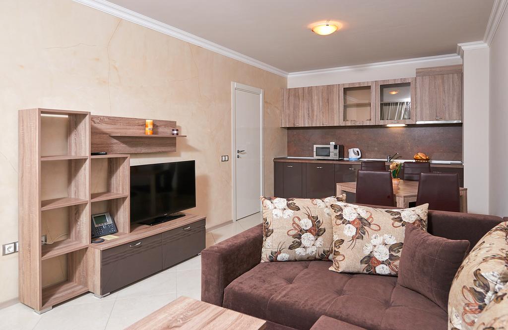 BOUTIQUE ROSE GARDENS 3*, Pomorie