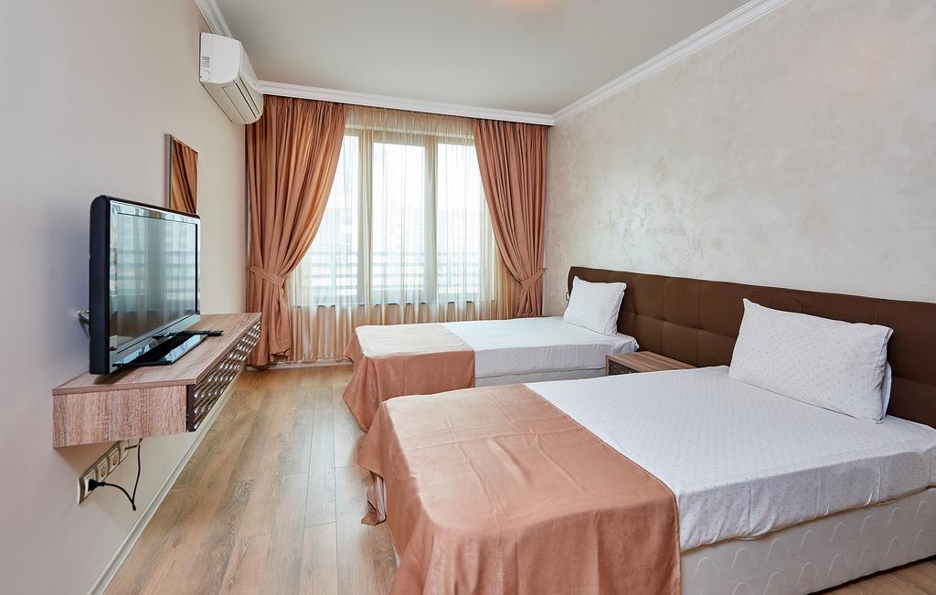 BOUTIQUE ROSE GARDENS 3*, Pomorie