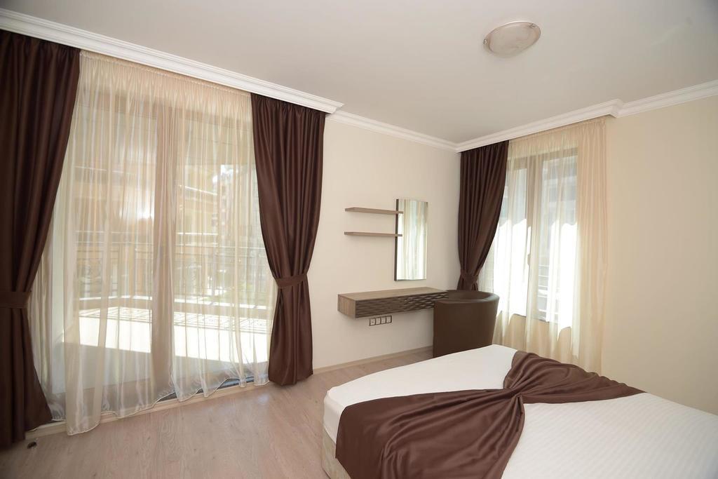 BOUTIQUE ROSE GARDENS 3*, Pomorie