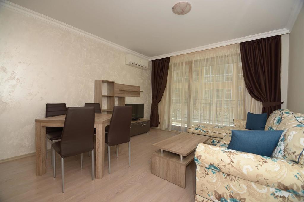 BOUTIQUE ROSE GARDENS 3*, Pomorie