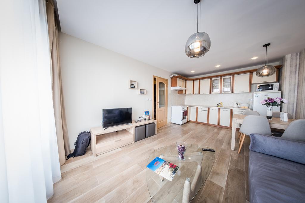 Sunny Fort Apartments