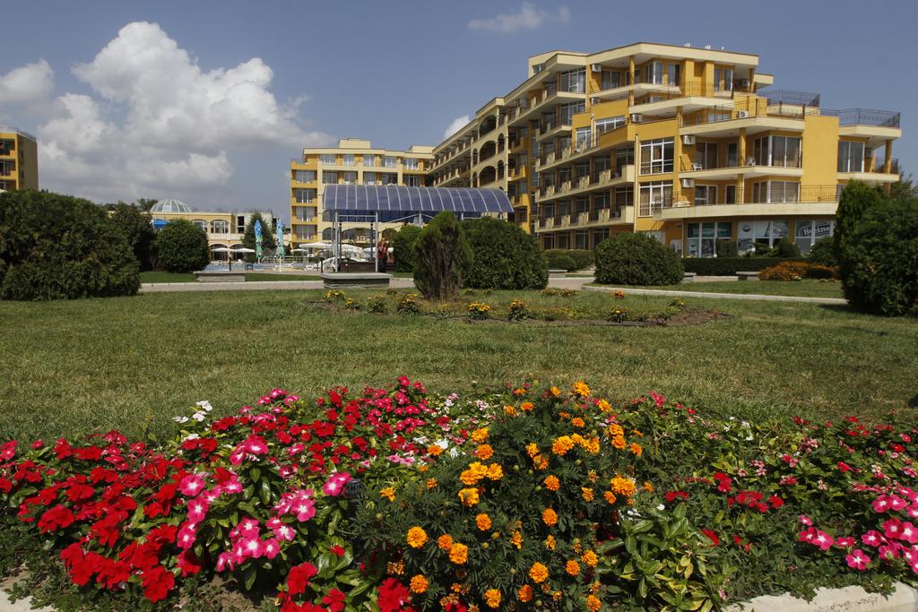 Midia Grand Resort
