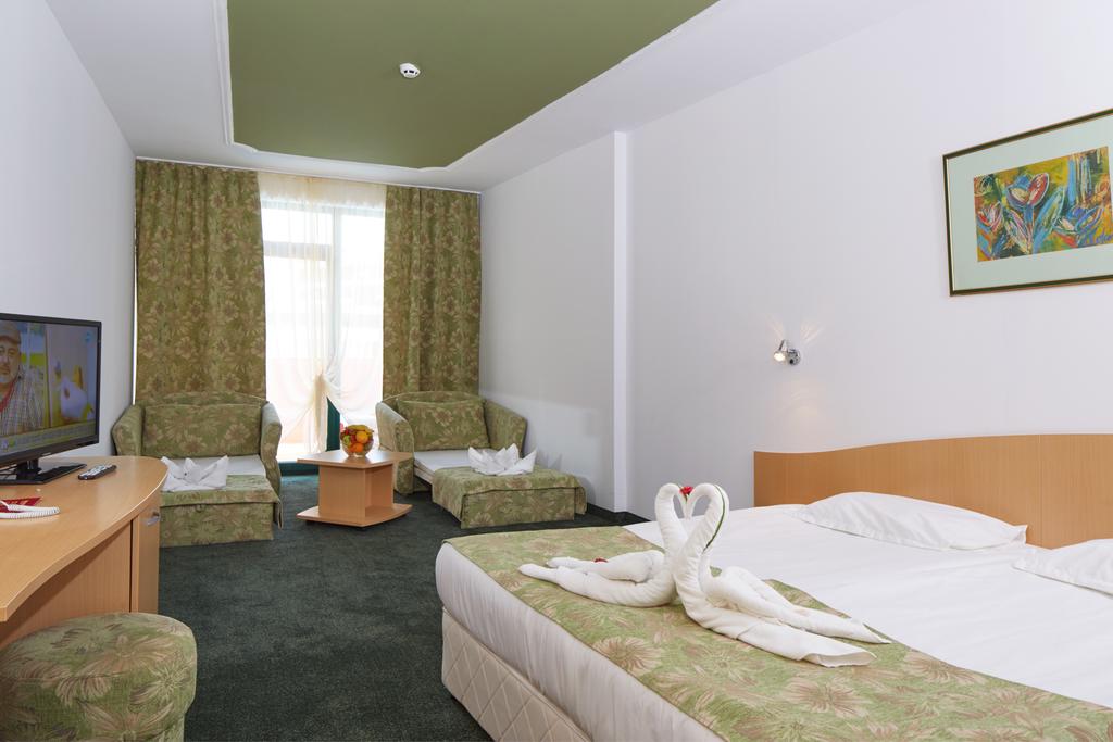 Aparthotel Rainbow III & IV