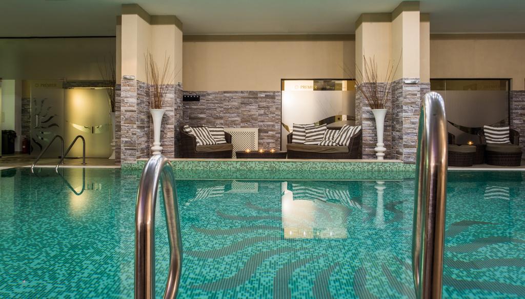 PREMIER LUXURY MOUNTAIN RESORT AH