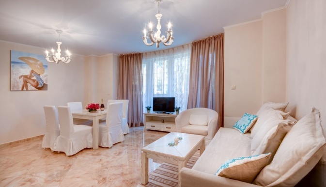 Anastasia-Venera Palace Aparthotel