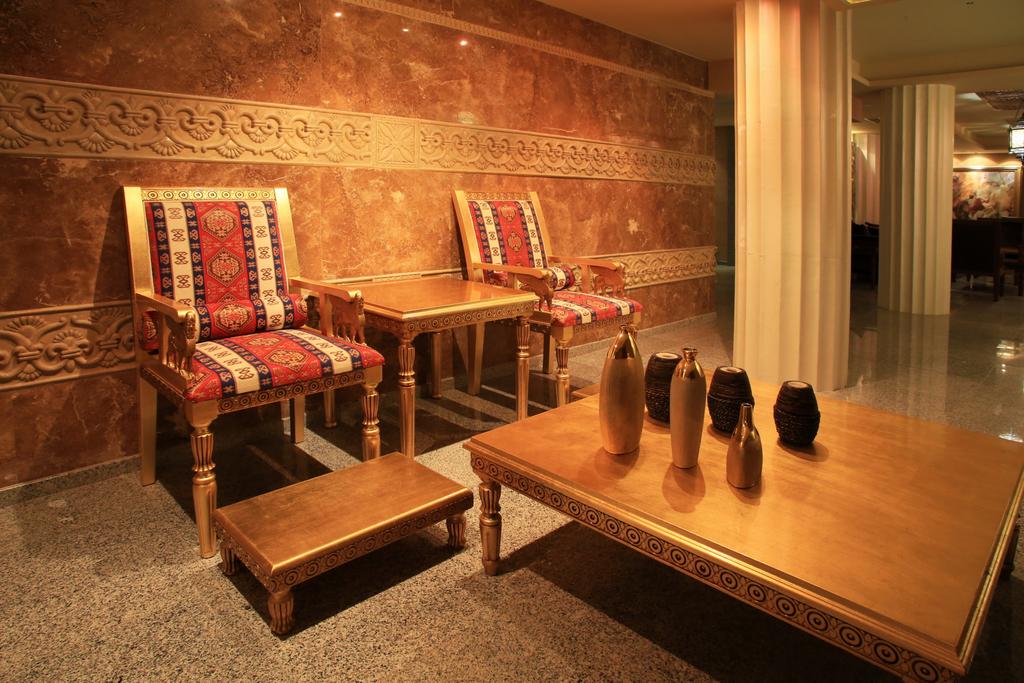 Argisht Palace ApartHotel