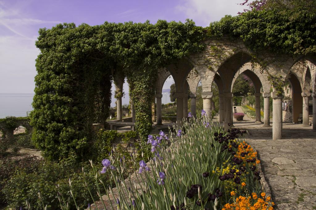 White Rock Castle AH