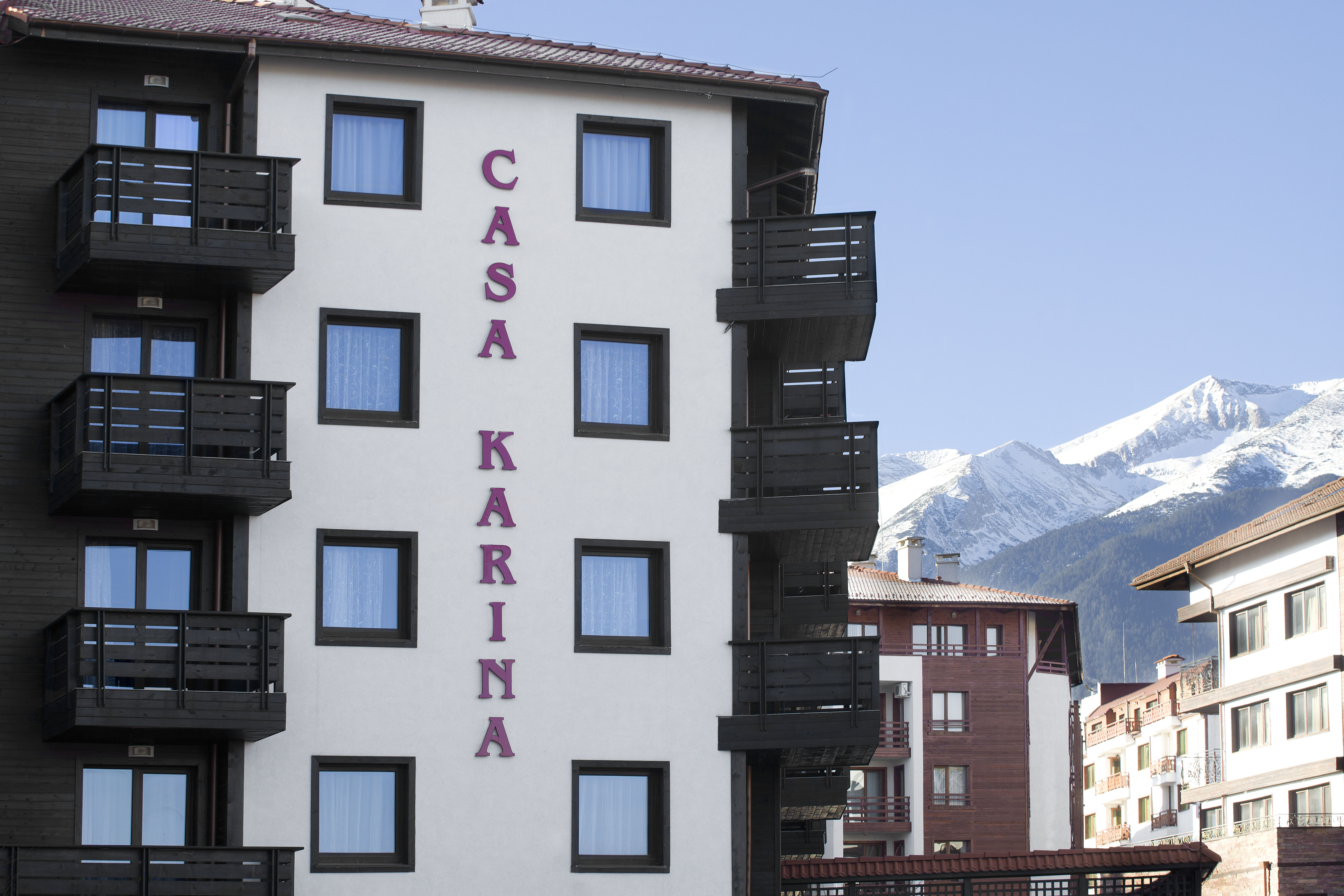 CASA KARINA APARTHOTEL