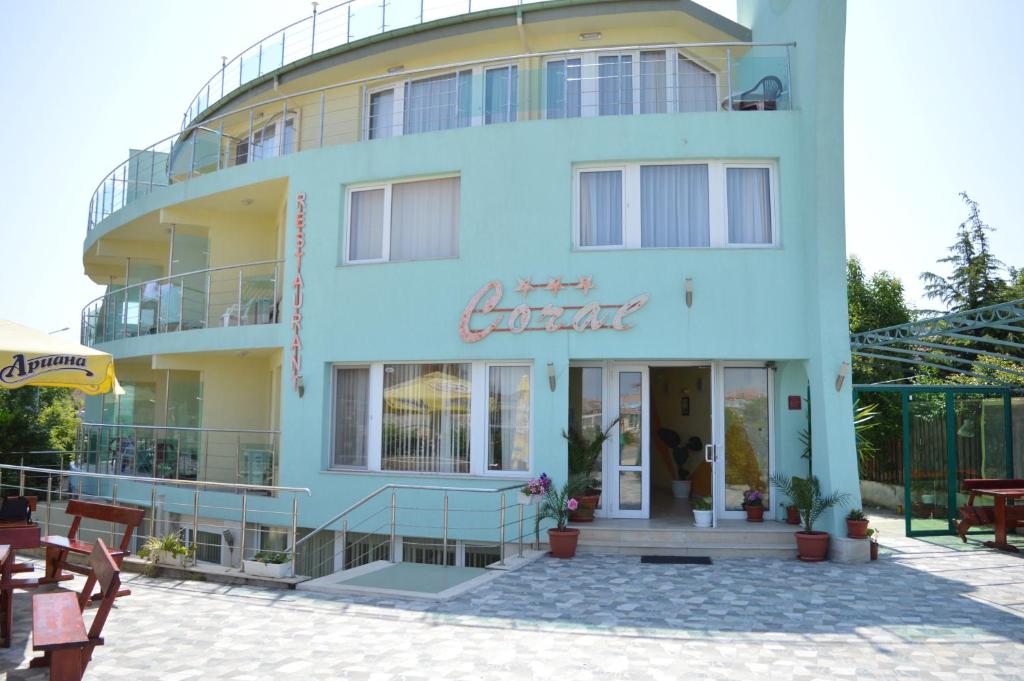 Koral Family Hotel