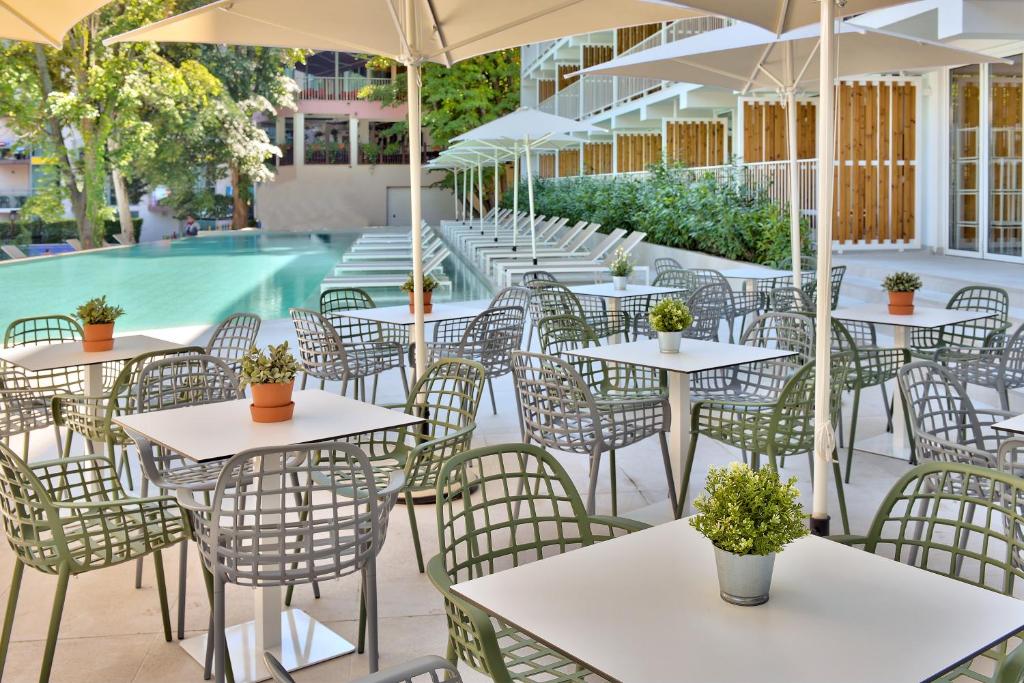 Ibis Styles Roomer Hotel