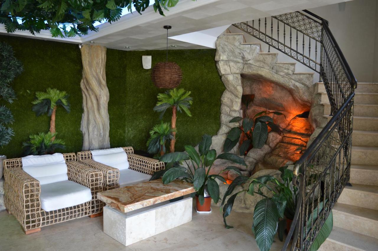 Harmony Suites 2/3 Aparthotel