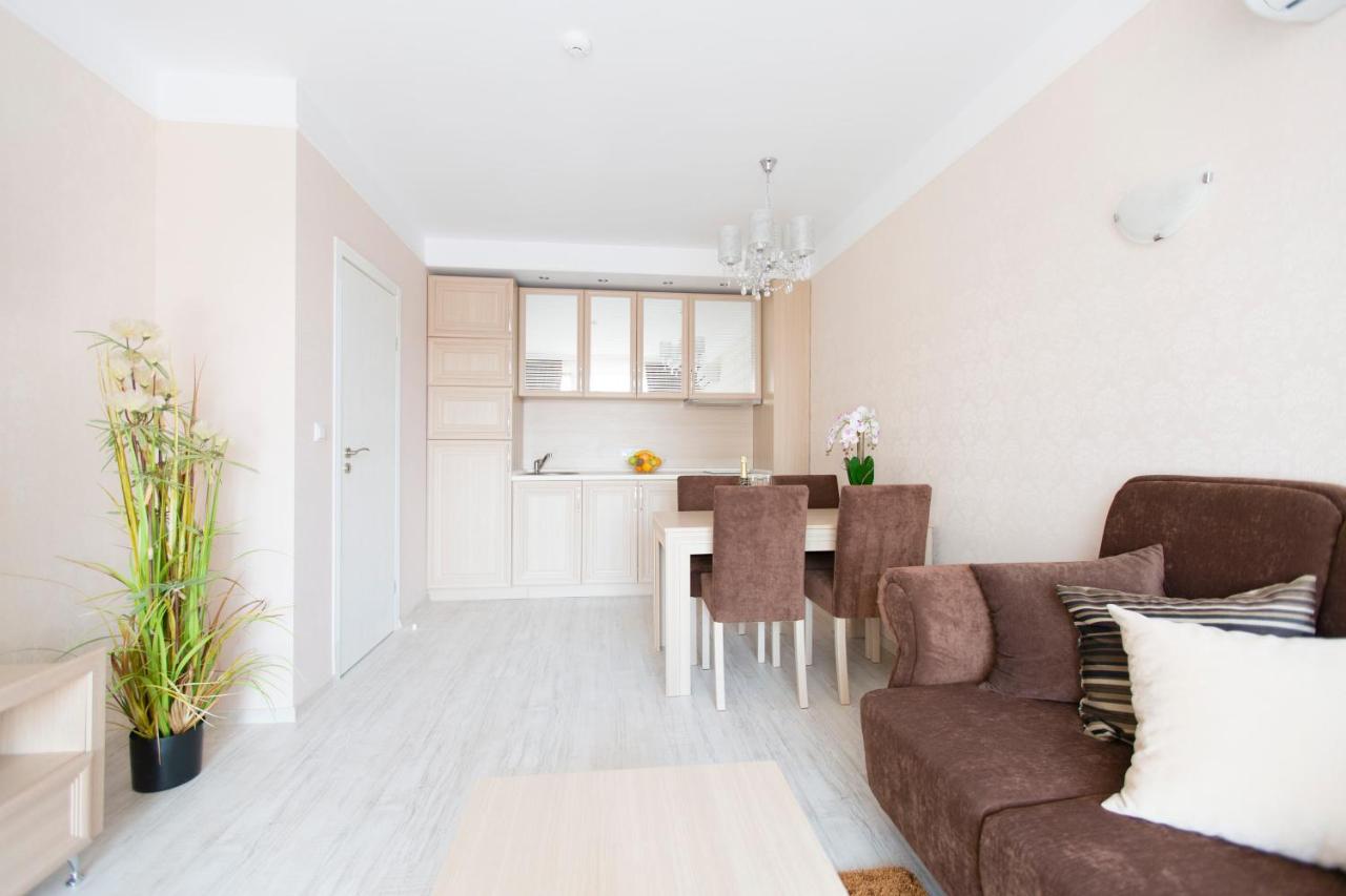 HARMONY SUITES 8,9 APARTHOTEL /DREAM ISLAND/