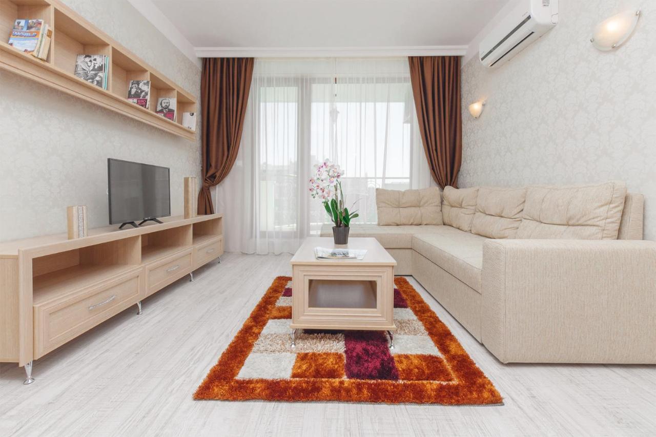 HARMONY SUITES 8,9 APARTHOTEL /DREAM ISLAND/