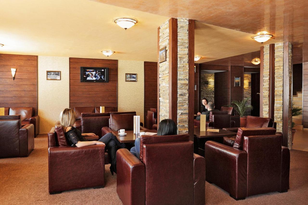 Forest Nook Aparthotel_Annex building