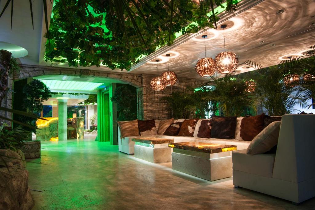 Harmony Suites 2/3 Aparthotel