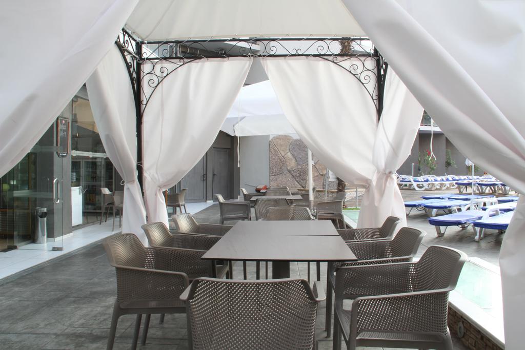 Smartline Meridian Hotel(former Meridian)