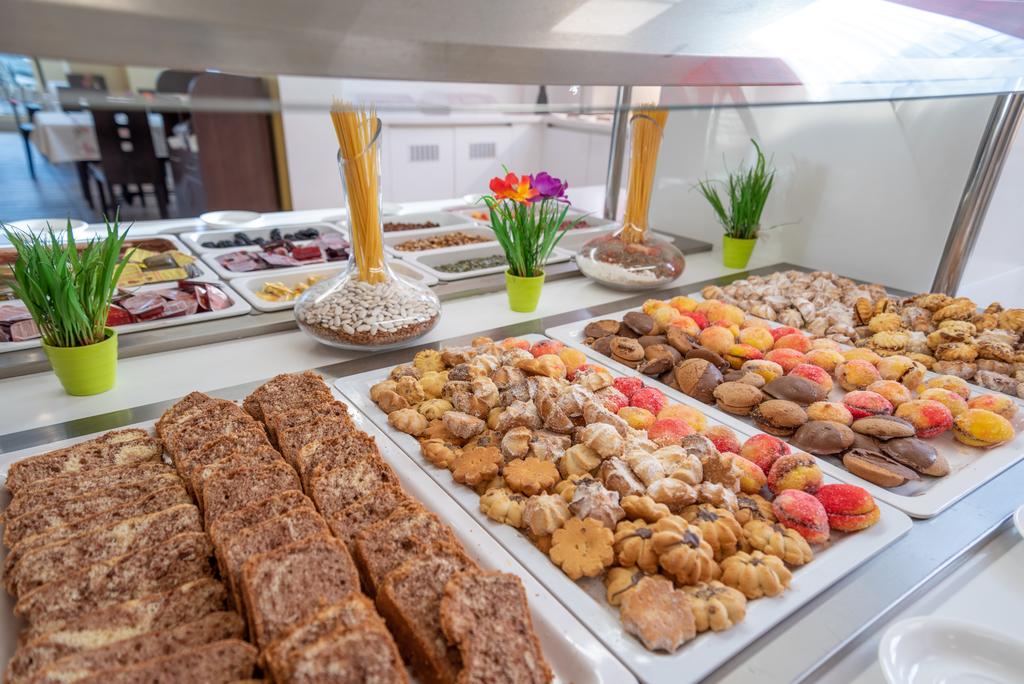 Rome Palace Deluxe Aparthotel