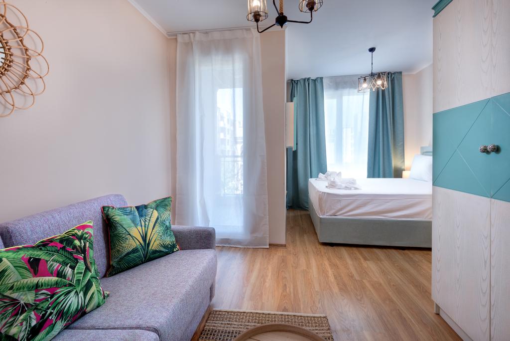 Dawn Park Aparthotel