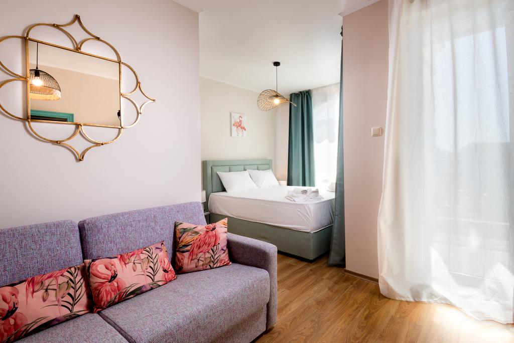 Dawn Park Aparthotel