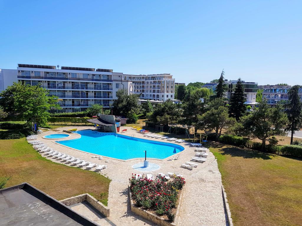 Continental Happy Land