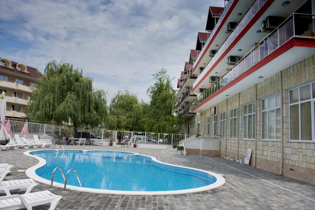 Club Hotel Vedren