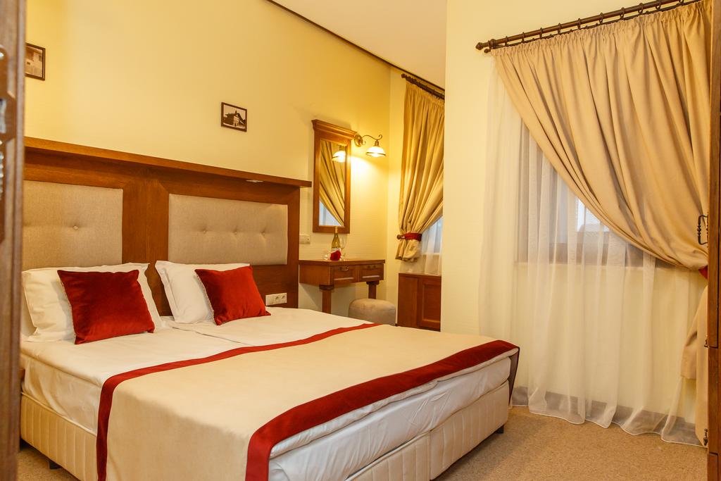 Seven Pools SPA and Apartments