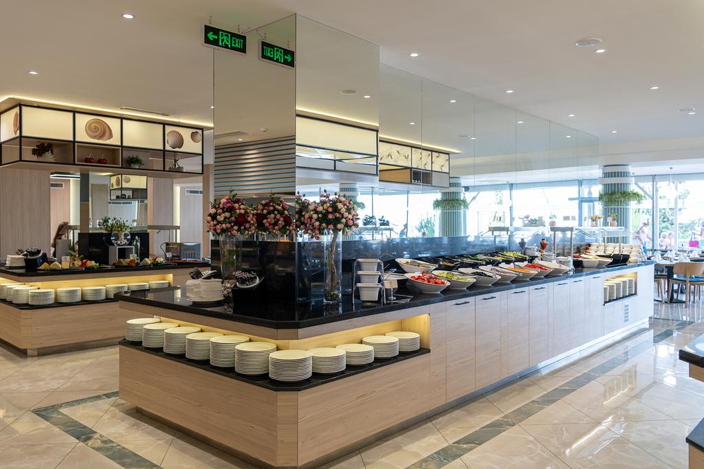 Sentido Neptun Beach 4*