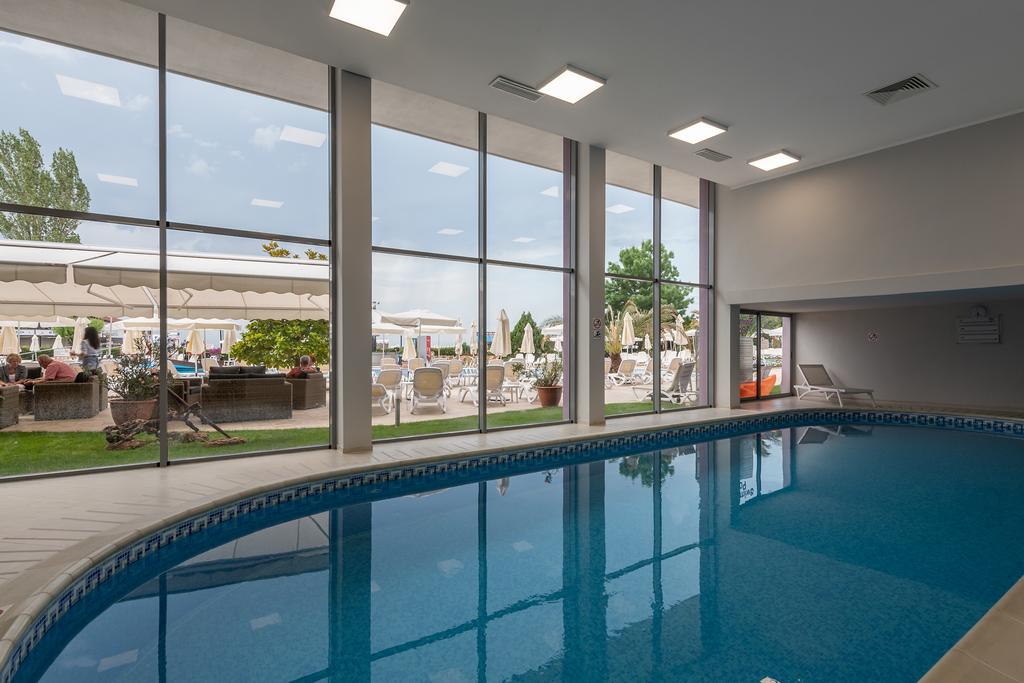 Sentido Neptun Beach 4*