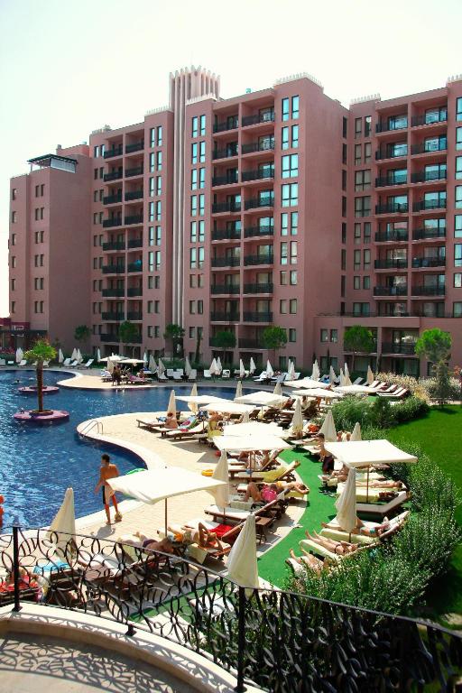 Royal Beach PM Aparthotel