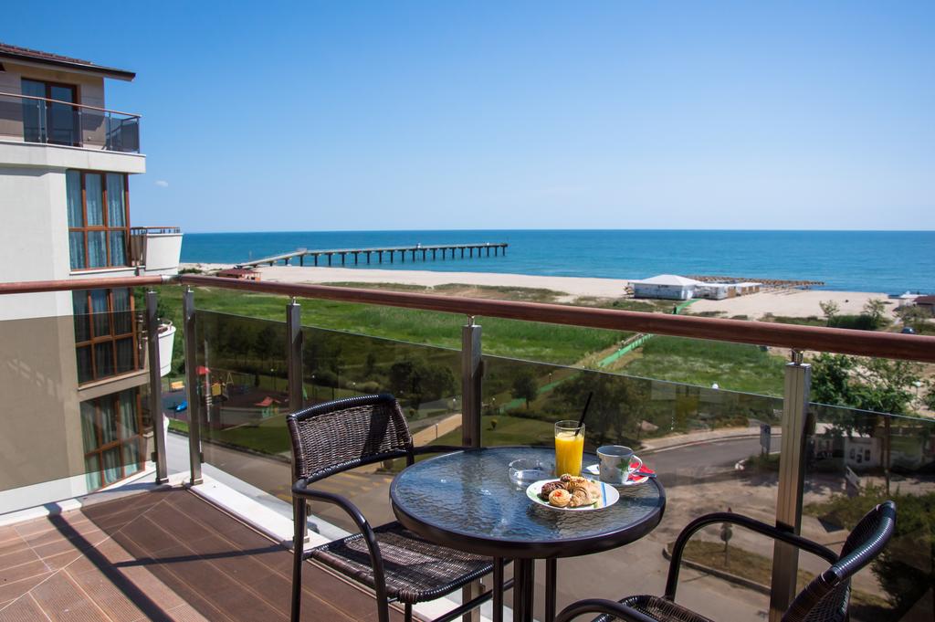 Long Beach Resort & SPA