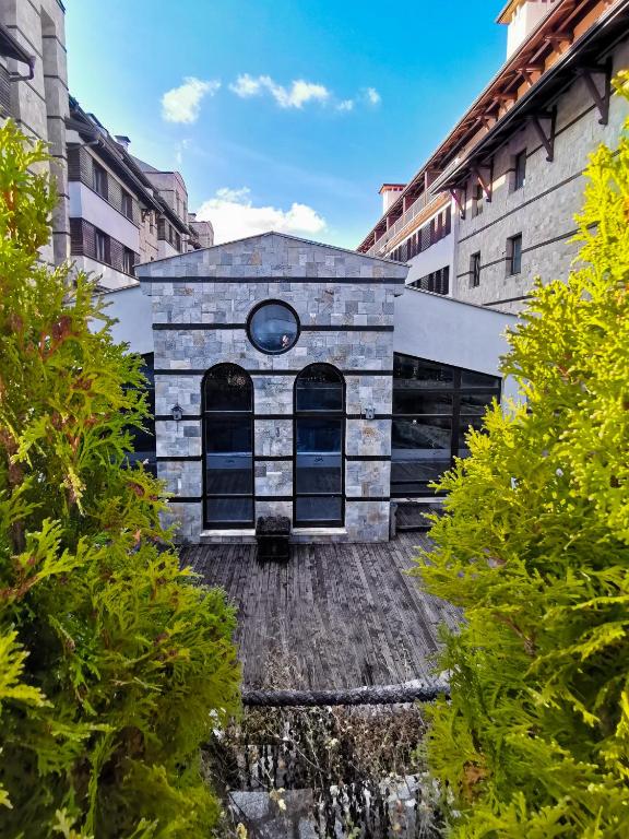 TRINITY RESIDENCE & SPA HOTEL