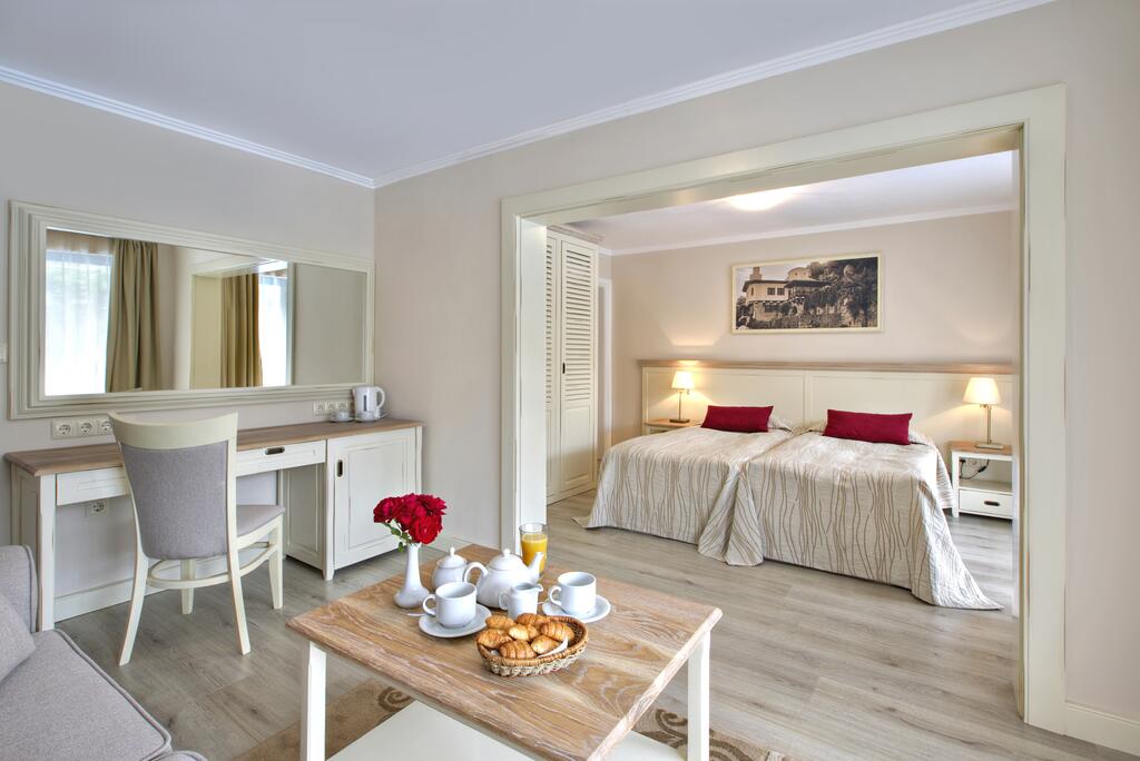 White Rock Castle AH