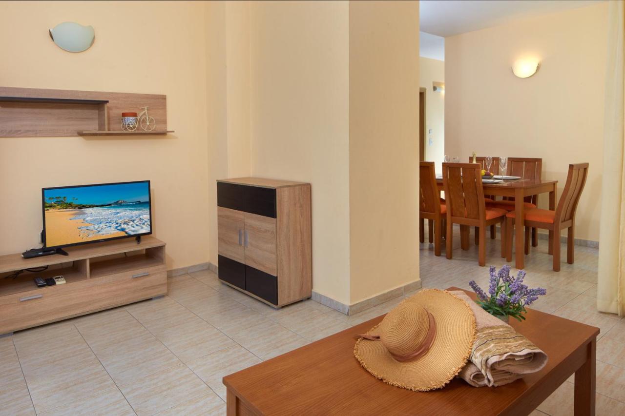 Pollo Resort Aparthotel