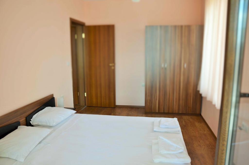 Cantilena Aparthotel